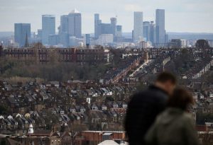 Uk Mortgage Costs Surge As Global Bond Sell Off Pushes Rates To 30 Year Highs