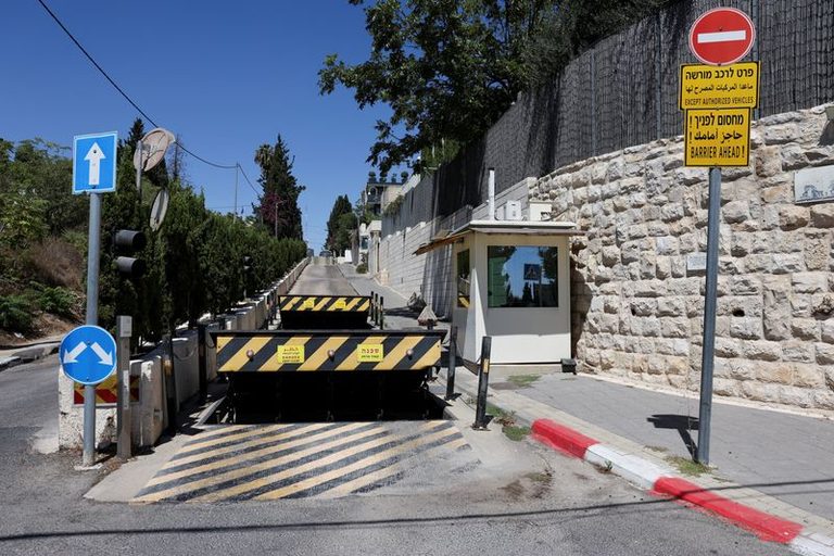 Uk National Security Adviser S Secret Israel Trip Fails To Save Jerusalem Consul