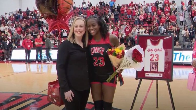 Unlv To Retire Desi Rae Young S No 23 Jersey At Home Opener