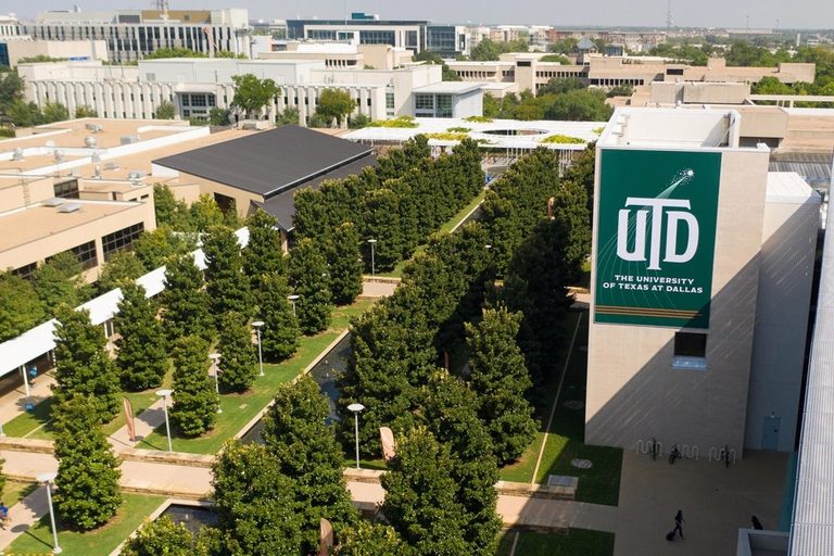 Ut Dallas Survey Finds North Texas Families Feel Less Connected And Worry About