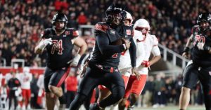 Utah Utes Stay Unbeaten With 21 13 Win Over Houston Dampier Shines On The Ground