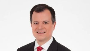 Veteran Fox News Correspondent Reflects On Three Decades Covering Presidents Bus