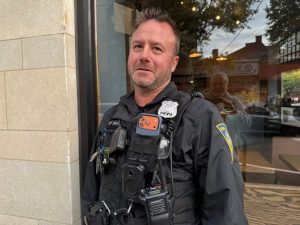 Veteran Officer Mentors New Haven Cops Helps Calm Mental Health Crisis