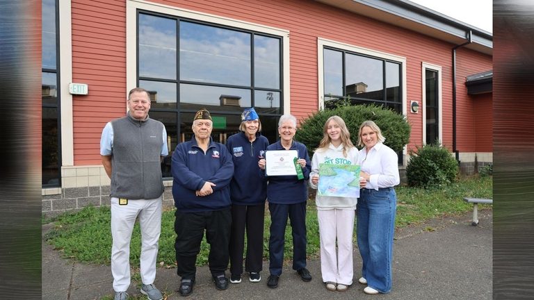 Vfw Auxiliary Honors Washougal Students For Patriotic Artwork