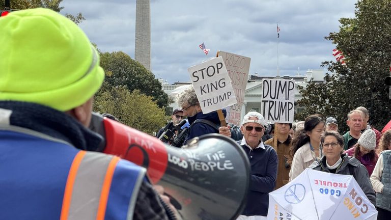 Vietnam Veterans Rally In Virginia To Oppose President Trump S Arlington Arch Pl