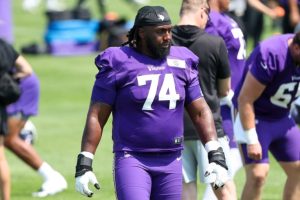Vikings Guard Donovan Jackson Out For Season With Torn Meniscus Darrisaw In Conc