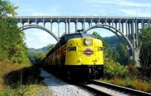 Vintage Rail Rides Offer Fall Foliage Tours And Holiday Cheer In Ohio And Delawa