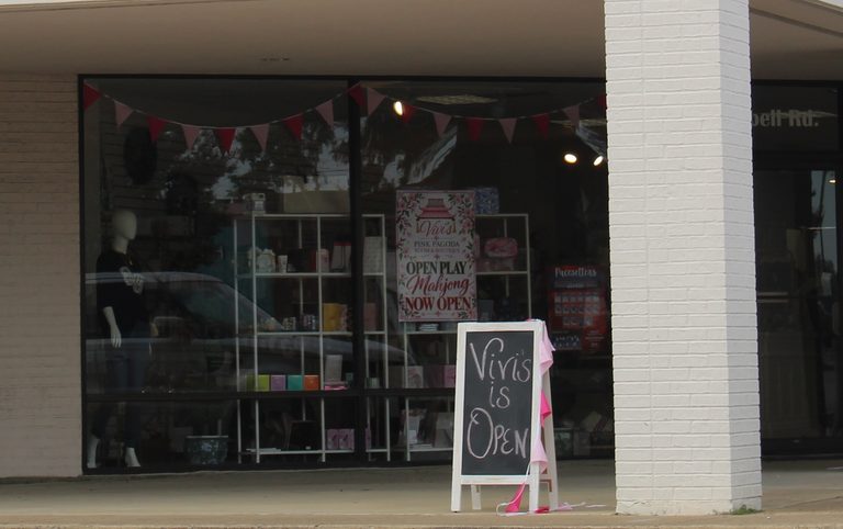 Vivi S Boutique Pink Pagoda Mahjong Room Opens New Store Near Richardson
