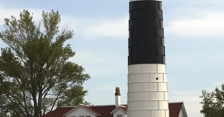 Volunteer As A Lake Michigan Lighthouse Keeper In 2027