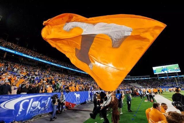 Volunteers Face Defensive Challenges As Season Outlook Narrows