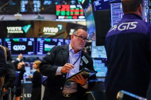 Wall Street Futures Rise As Treasury Yields Fall And Oil Eases Ahead Of Jobs Rep