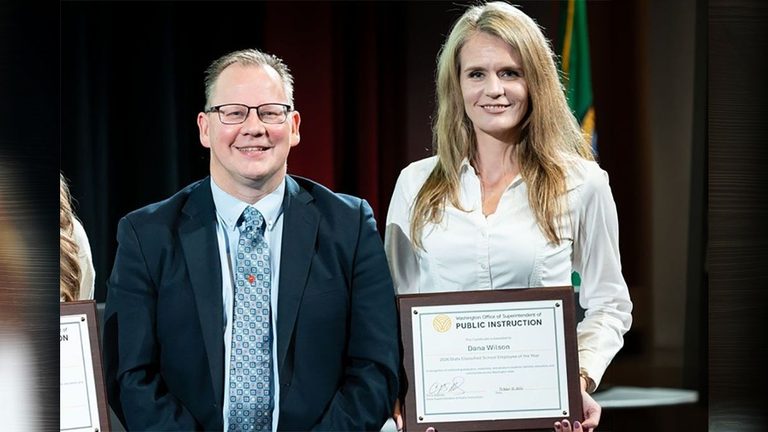 Washougal Paraeducator Dana Wilson Named Washington State Classified Employee Of