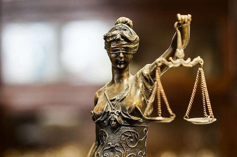Welder Sues Texarkana Manufacturer Over Alleged Disability Termination