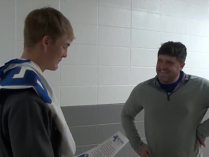 West Limestone Football Players Thank Teachers During Appreciation Week