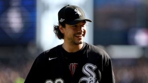 White Sox Fans Disappointed As Unknown Actor Throws First Pitch In Alds Game 3