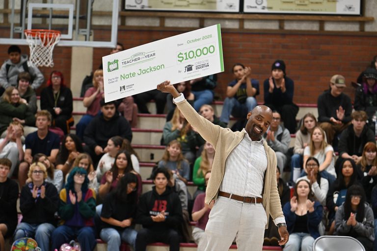 Willamette High School Teacher Nate Jackson Honored As Oregon Teacher Of The Yea
