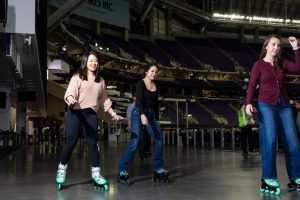 Winter Warm Up At Us Bank Stadium Offers Indoor Skating And Running For Minnesot