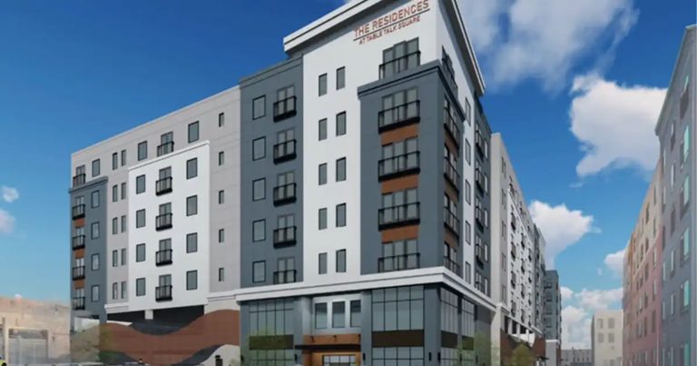 Worcester Contractors Sue Smc For 5 5 M As Table Talk Square Construction Stalls