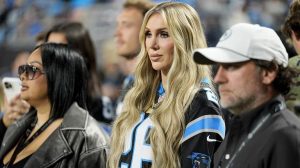 Wwe Champion Charlotte Flair Energizes Panthers Fans At Bank Of America Stadium