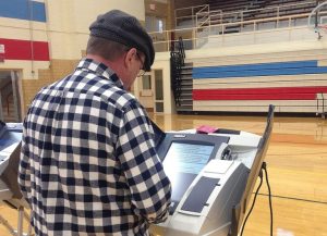 Wyoming Legislature Considers Bill To Allow Voter Recall Of City Officials