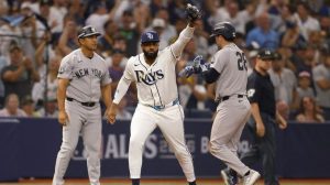 Yankees Fall 1 0 To Rays In Alds Game 1 After Wells Out At Third