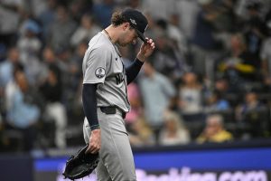 Yankees Trail 2 0 In Alds Face First World Series Title Since 1923